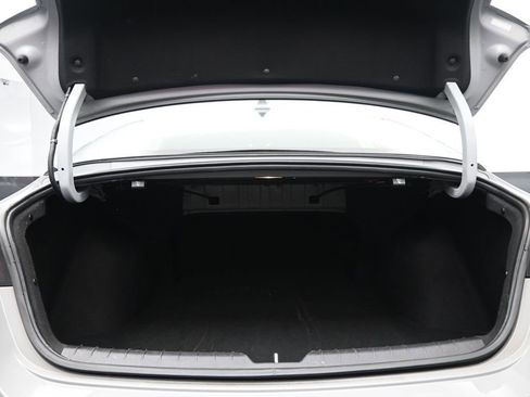 Used 2024 Kia K5 GT-Line image 31