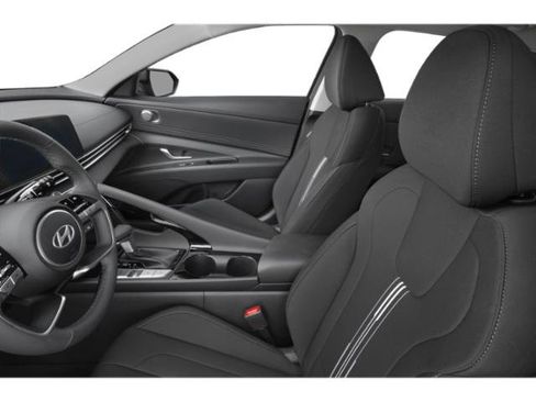 New 2025 Hyundai Elantra SEL image 45