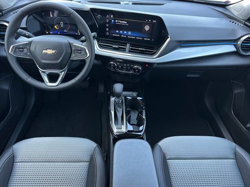 New 2026 Chevrolet Trax LT w/ Driver Confidence Package FWD image 13