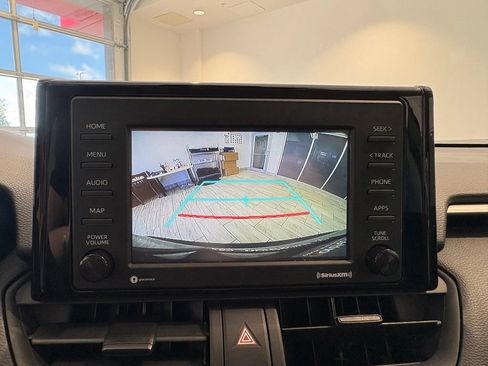 Used 2020 Toyota RAV4 XLE w/ Convenience Package AWD/4WD image 25