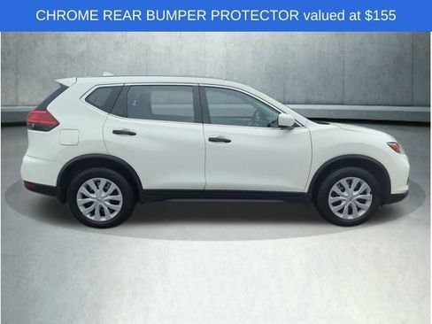Used 2017 Nissan Rogue S image 7