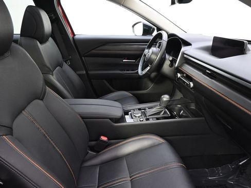 Used 2025 MAZDA CX-50 AWD 2.5 Hybrid w/ Premium Pkg image 16