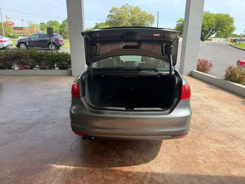 Used 2014 Volkswagen Jetta TDI FWD image 22
