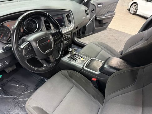 Used 2022 Dodge Charger SXT RWD image 31