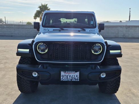 Certified 2025 Jeep Wrangler Unlimited Sport AWD/4WD image 3