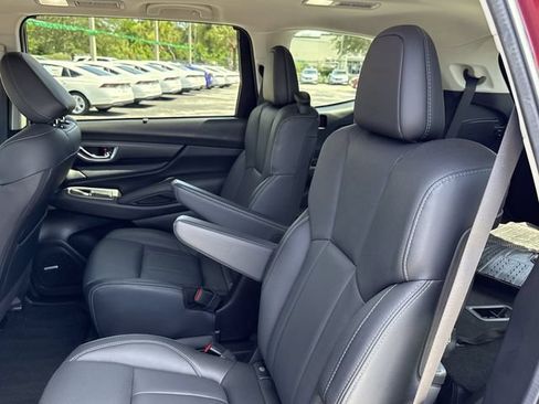 Used 2025 Subaru Ascent Limited w/ Popular Package #2 AWD/4WD image 24