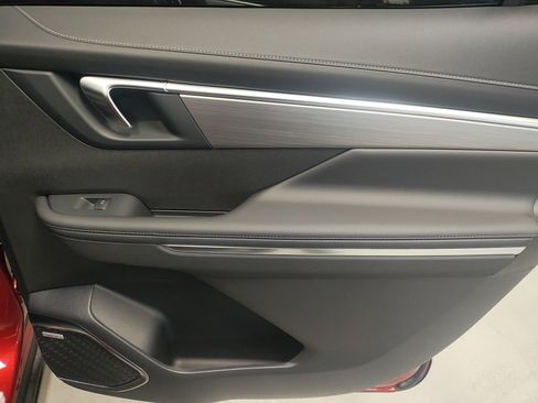 New 2026 Buick Enclave Preferred w/ Power Package image 14