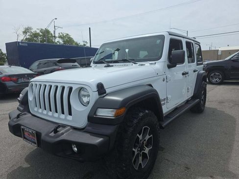 Used 2018 Jeep Wrangler Unlimited Sport S AWD/4WD image 6