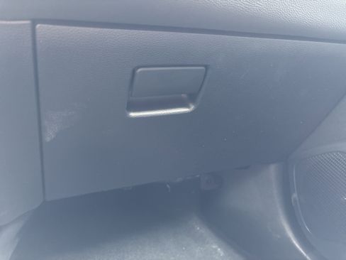 Certified 2025 Toyota Corolla SE FWD image 31