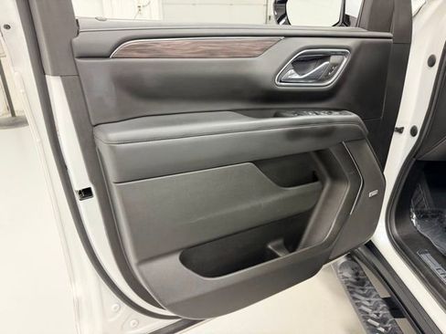 Certified 2023 Chevrolet Tahoe Z71 w/ Luxury Package image 24