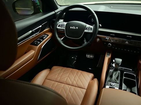 Certified 2025 Kia Telluride SX X-Line image 47