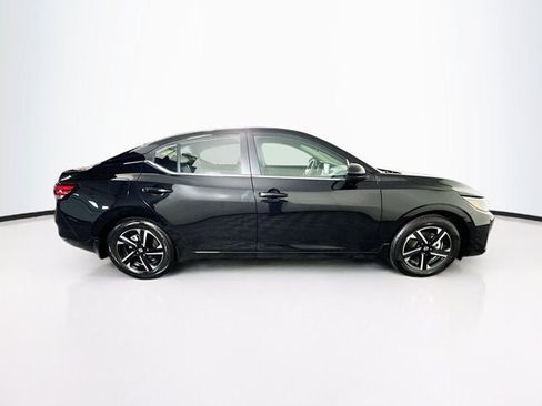 Used 2025 Nissan Sentra SV w/ All-Weather Package FWD image 4