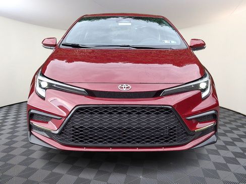 Used 2026 Toyota Corolla SE FWD image 2