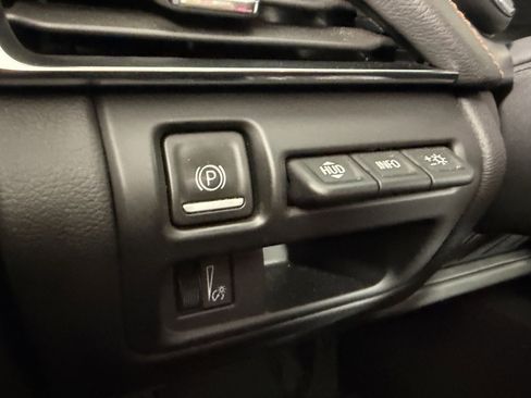 Certified 2023 Cadillac CT5 Premium Luxury w/ Platinum Package image 32