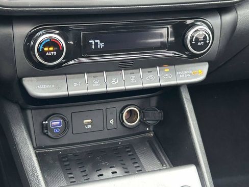 Used 2022 Hyundai Kona SEL w/ Convenience Package FWD image 25