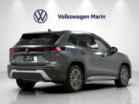 New 2026 Volkswagen Tiguan S FWD image 5