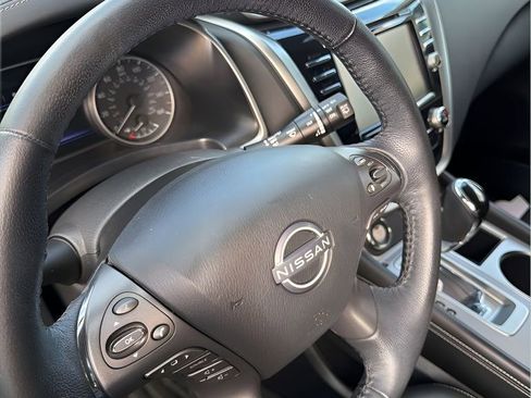 Used 2023 Nissan Murano SV w/ SV Midnight Edition Package image 17