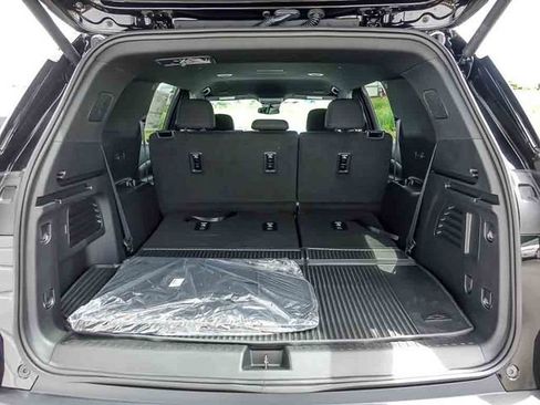 New 2026 Chevrolet Traverse LT AWD/4WD image 9