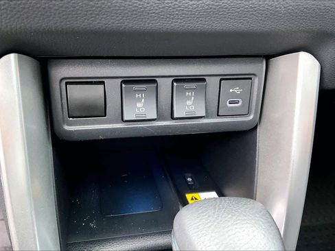 Certified 2023 Toyota Corolla Cross XLE w/ Convenience Package image 33