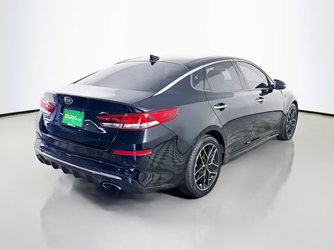Used 2020 Kia Optima SE image 10