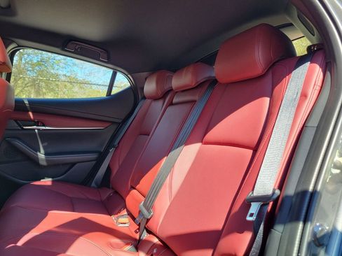 New 2026 MAZDA MAZDA3 Hatchback w/Premium Plus Pkg image 12