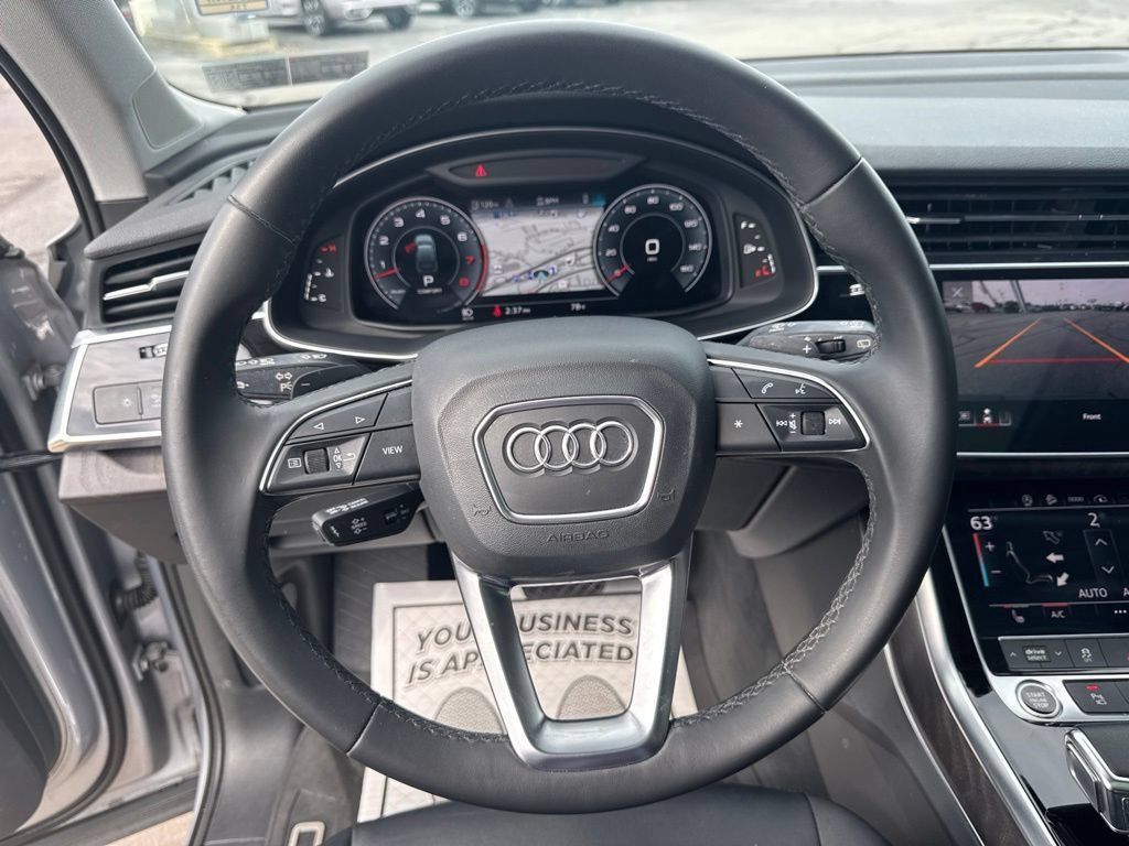 Used 2022 Audi Q7 3.0T Premium Plus AWD/4WD image 25