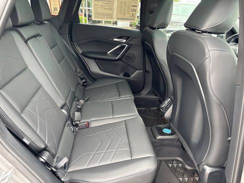 Used 2026 BMW X1 xDrive28i w/ Technology Package AWD/4WD image 18