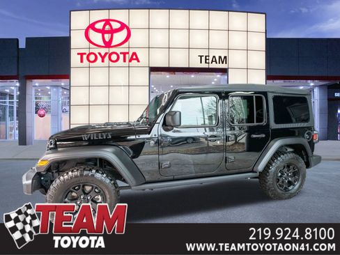 Used 2023 Jeep Wrangler Unlimited Sport image 1