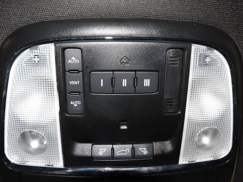 Used 2020 Dodge Durango R/T w/ Blacktop Package image 35