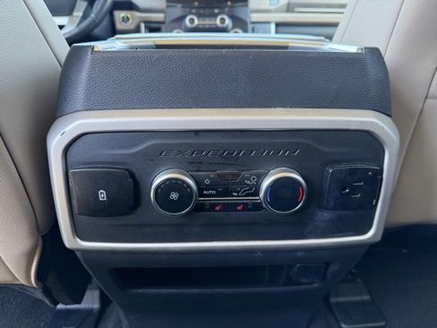 Certified 2024 Ford Expedition Max Limited image 26