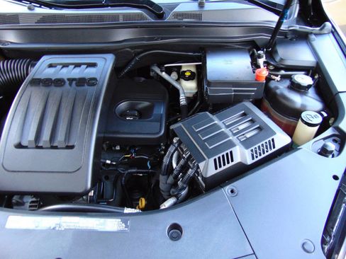 Used 2017 Chevrolet Equinox LS image 50