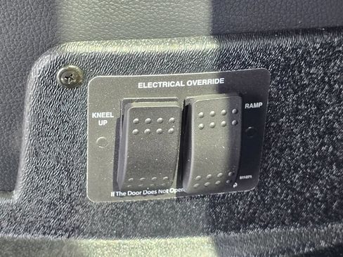 Used 2026 Honda Odyssey EX-L image 16
