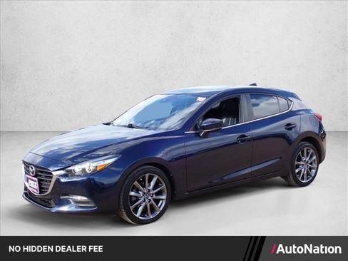 Used 2018 MAZDA MAZDA3 Touring FWD image 1