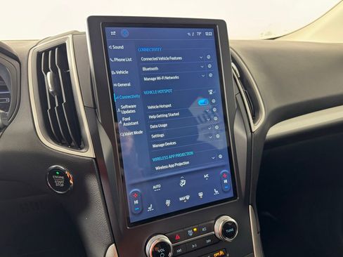 Used 2023 Ford Edge SEL image 24