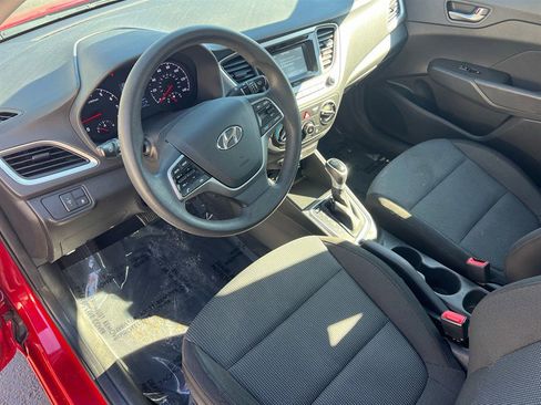 Used 2021 Hyundai Accent SE image 39