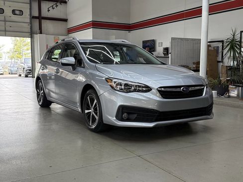 Used 2023 Subaru Impreza 2.0i Premium image 2