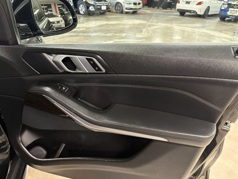 Used 2019 BMW X5 xDrive40i AWD/4WD image 50