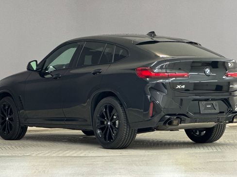 Used 2023 BMW X4 xDrive30i w/ M Sport Package image 3