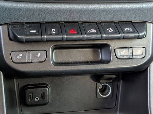 Used 2022 Chevrolet Colorado Z71 image 18