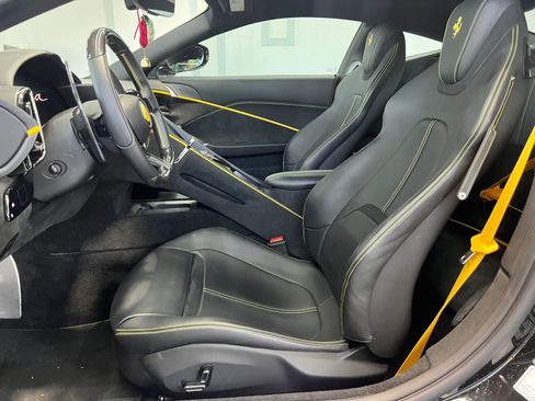 Used 2023 Ferrari Roma RWD image 15