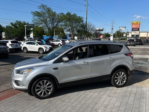 Used 2018 Ford Escape Titanium FWD image 15