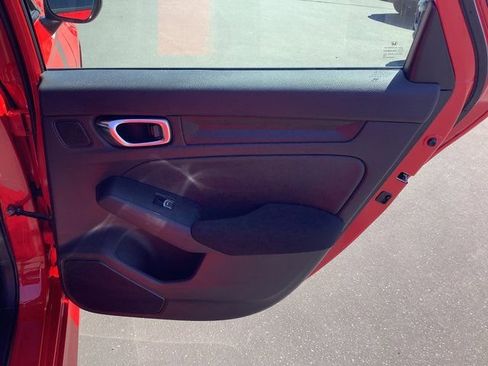 Used 2023 Honda Civic Sport image 32