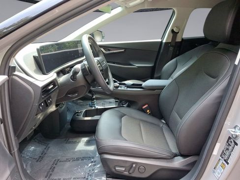 Used 2025 Kia EV6 Light RWD image 11
