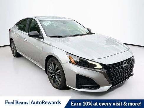 New 2026 Nissan Altima 2.5 SV FWD image 1