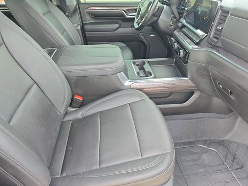 Used 2024 Chevrolet Silverado 2500 LTZ w/ LTZ Plus Package AWD/4WD image 10