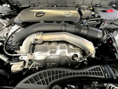 New 2026 Mercedes-Benz GLB 250 4MATIC image 14