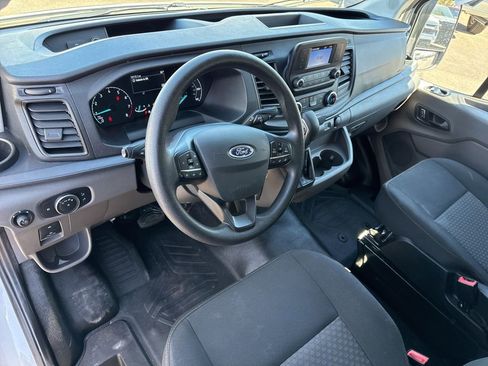 Used 2023 Ford Transit 250 Low Roof w/ Exterior Upgrade Package RWD image 11