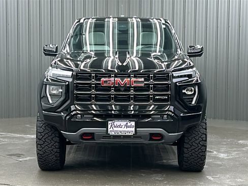 Used 2024 GMC Canyon AT4X image 8