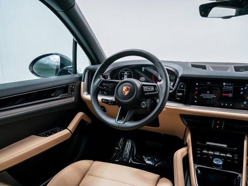 New 2026 Porsche Cayenne AWD/4WD image 21