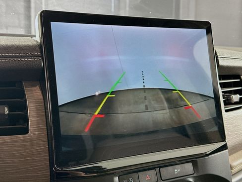 Used 2024 Ford Expedition Max Limited image 23